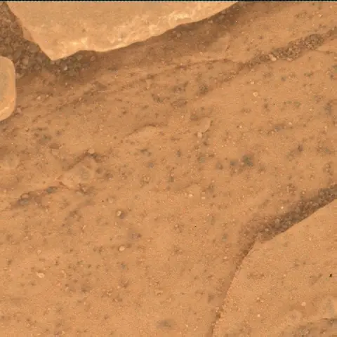 Sol 3071: Mars Hand Lens Imager (MAHLI)