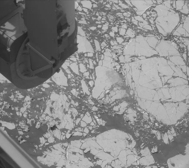 Sol 3072: Mast Camera (Mastcam)