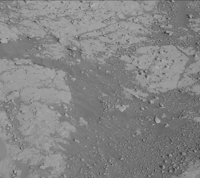 Sol 3074: Mast Camera (Mastcam)