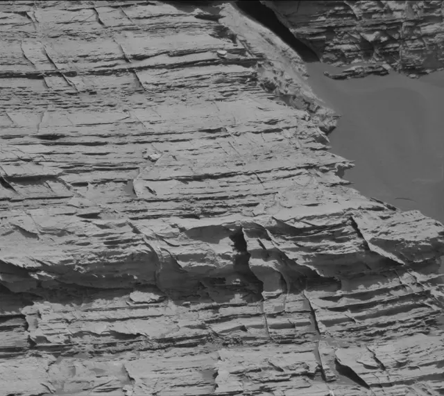 Sol 3074: Mast Camera (Mastcam)