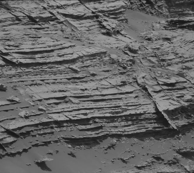 Sol 3074: Mast Camera (Mastcam)