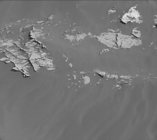 Sol 3076: Mast Camera (Mastcam)