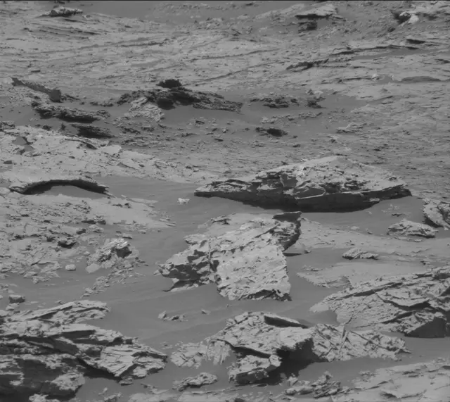 Sol 3076: Mast Camera (Mastcam)