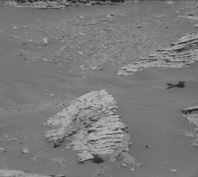 Sol 3076: Mast Camera (Mastcam)