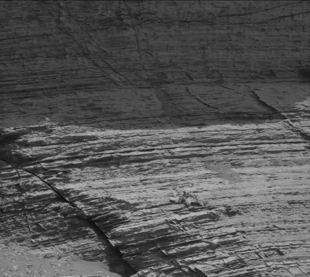 Sol 3076: Mast Camera (Mastcam)