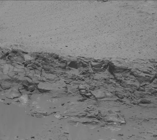 Sol 3076: Mast Camera (Mastcam)
