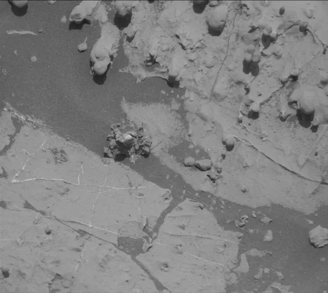 Sol 3076: Mast Camera (Mastcam)