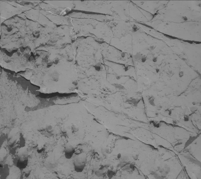 Sol 3076: Mast Camera (Mastcam)