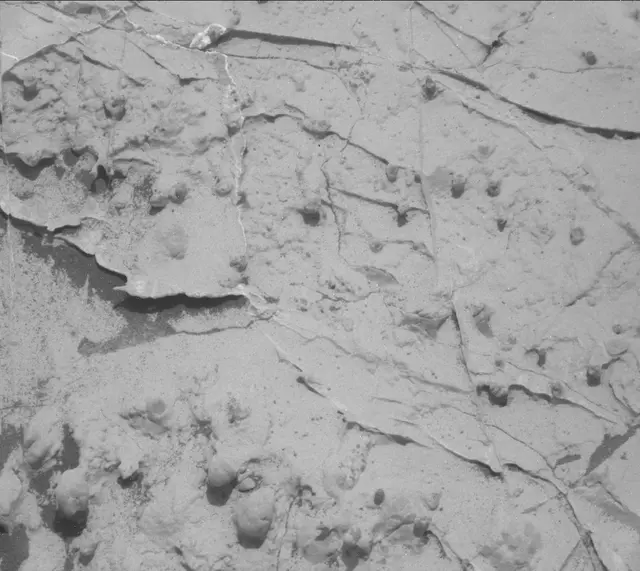 Sol 3076: Mast Camera (Mastcam)