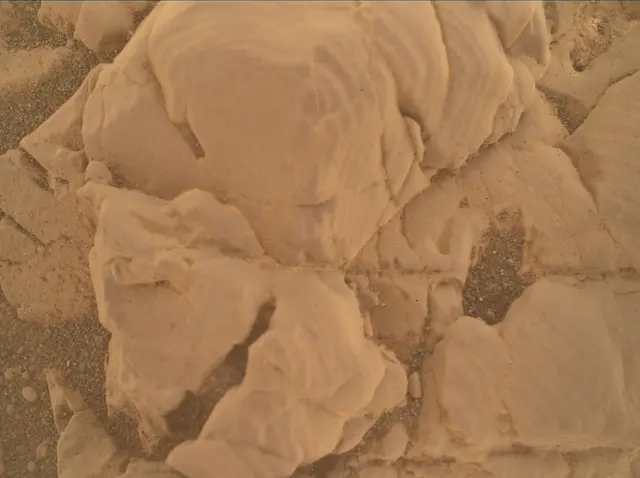 Sol 3076: Mars Hand Lens Imager (MAHLI)
