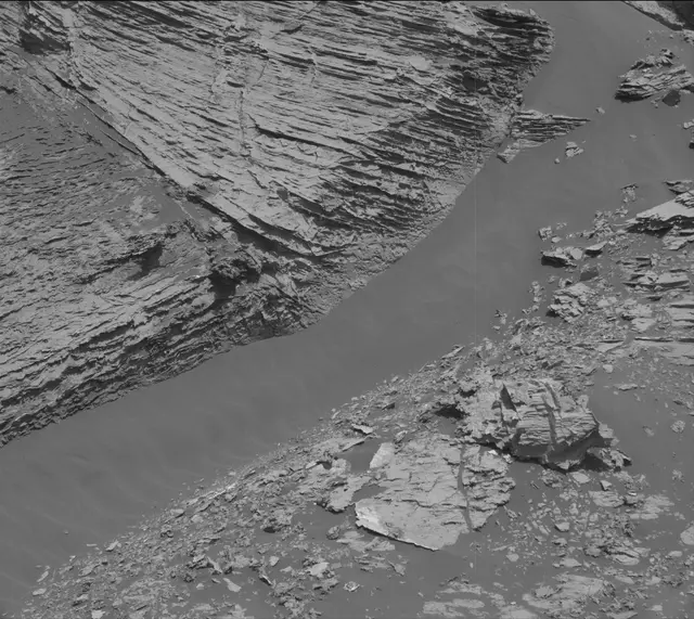 Sol 3078: Mast Camera (Mastcam)
