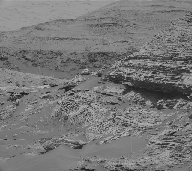 Sol 3078: Mast Camera (Mastcam)