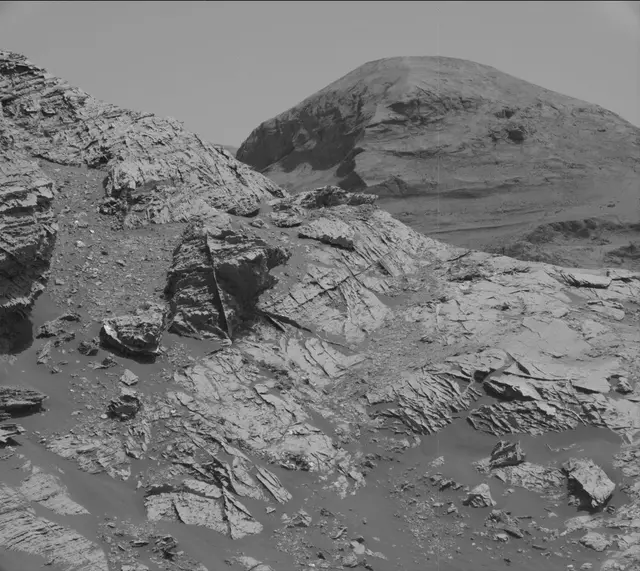 Sol 3078: Mast Camera (Mastcam)