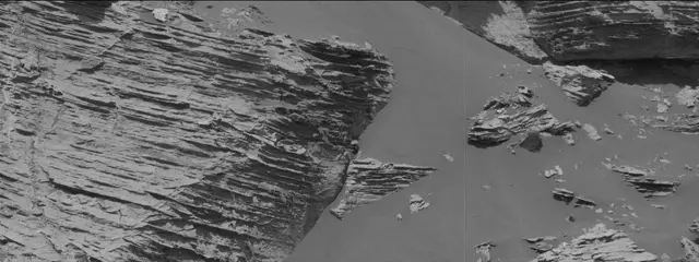 Sol 3079: Mast Camera (Mastcam)