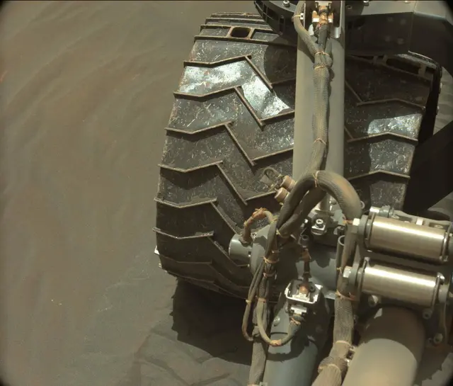Sol 3079: Mast Camera (Mastcam)