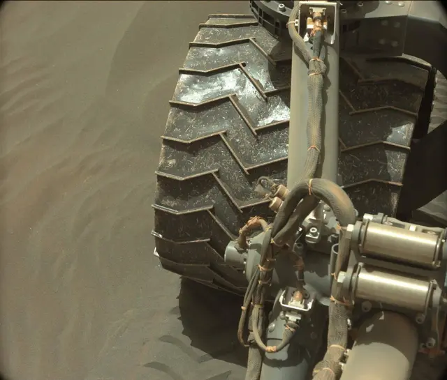Sol 3079: Mast Camera (Mastcam)