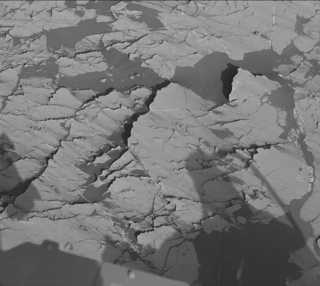 Sol 3079: Mast Camera (Mastcam)
