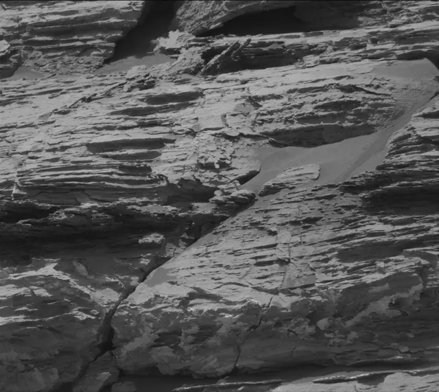 Sol 3079: Mast Camera (Mastcam)