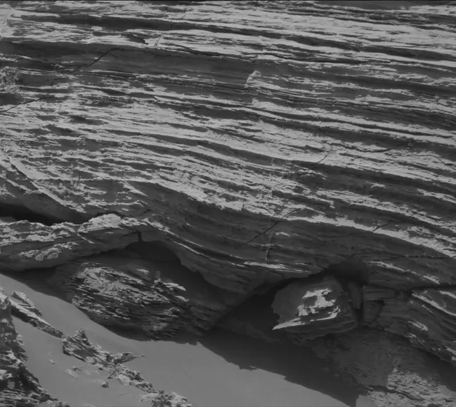 Sol 3079: Mast Camera (Mastcam)