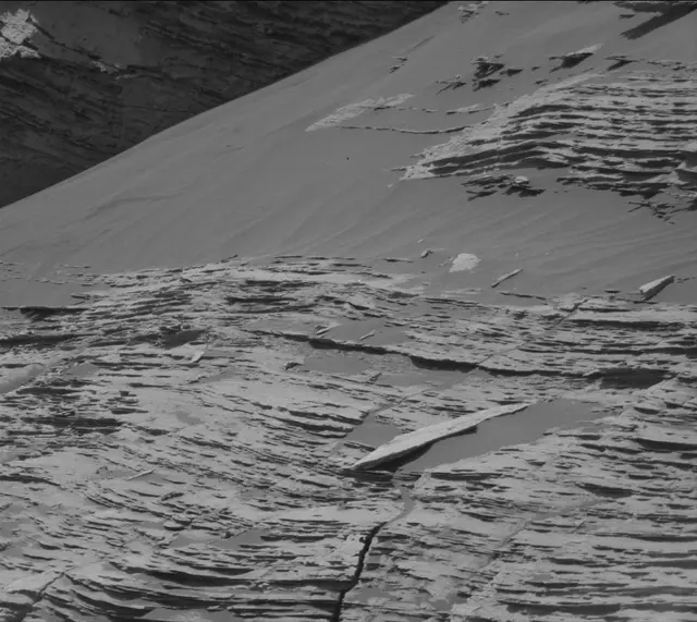 Sol 3079: Mast Camera (Mastcam)