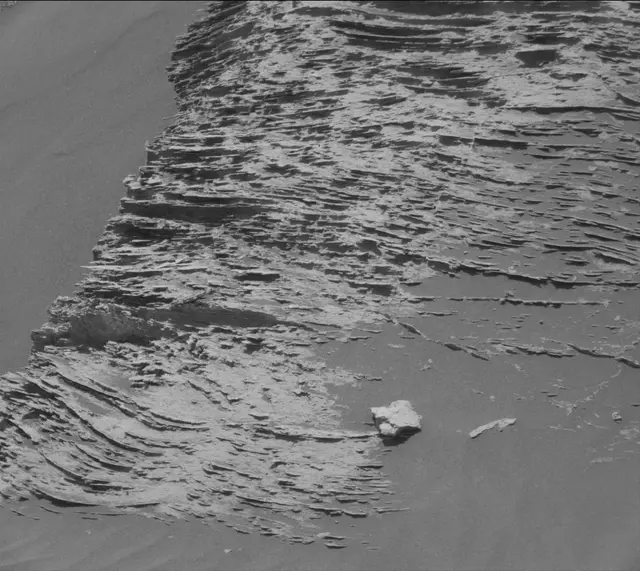 Sol 3079: Mast Camera (Mastcam)