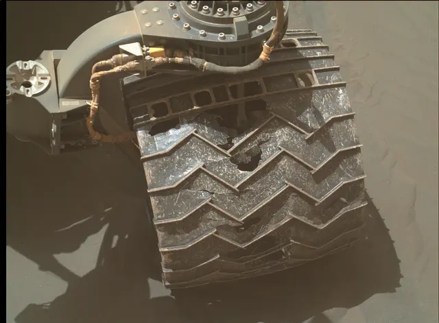 Sol 3079: Mars Hand Lens Imager (MAHLI)