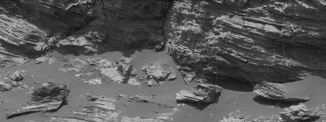 Sol 3081: Mast Camera (Mastcam)