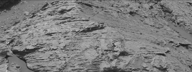 Sol 3081: Mast Camera (Mastcam)