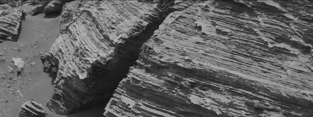 Sol 3081: Mast Camera (Mastcam)