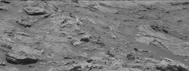 Sol 3081: Mast Camera (Mastcam)