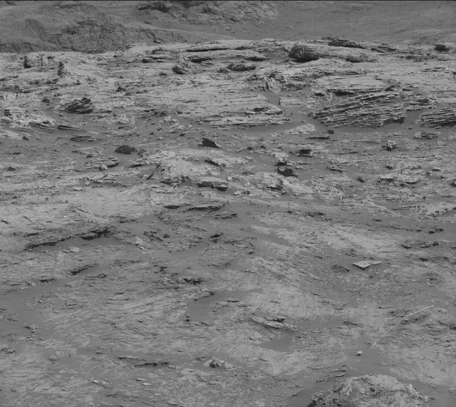 Sol 3081: Mast Camera (Mastcam)