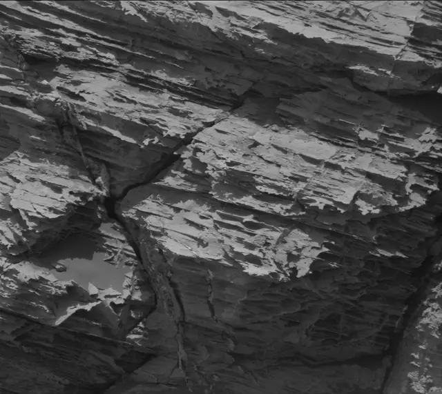 Sol 3081: Mast Camera (Mastcam)