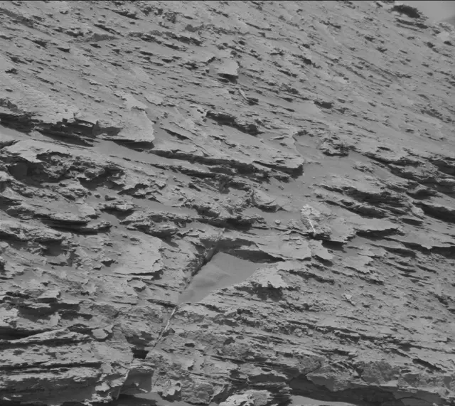 Sol 3081: Mast Camera (Mastcam)