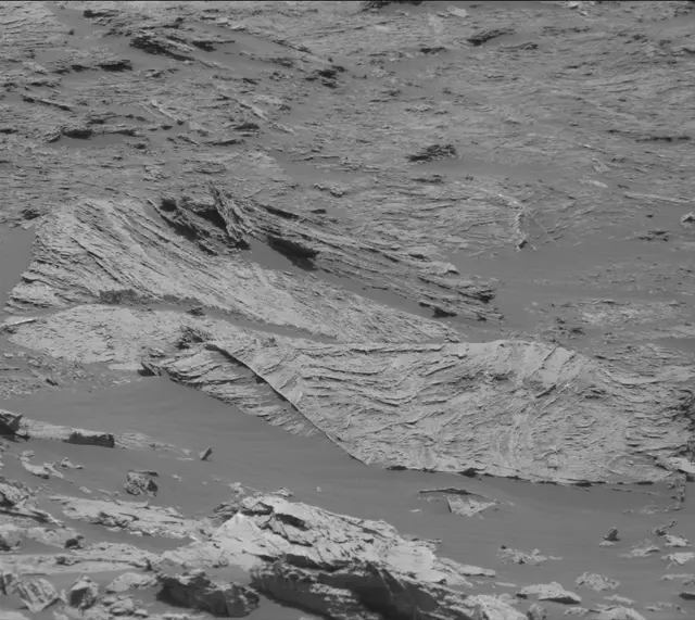 Sol 3081: Mast Camera (Mastcam)