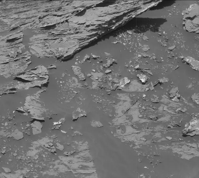 Sol 3083: Mast Camera (Mastcam)