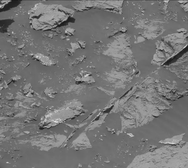 Sol 3083: Mast Camera (Mastcam)