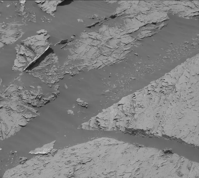 Sol 3083: Mast Camera (Mastcam)