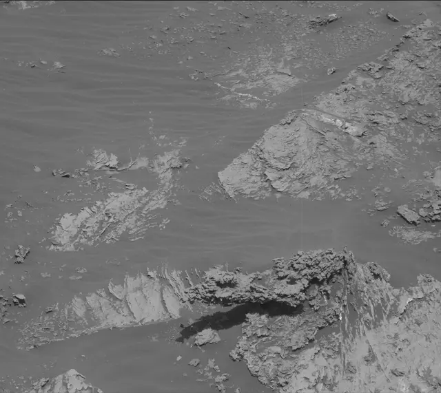 Sol 3083: Mast Camera (Mastcam)