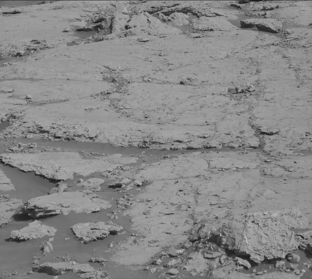 Sol 3083: Mast Camera (Mastcam)
