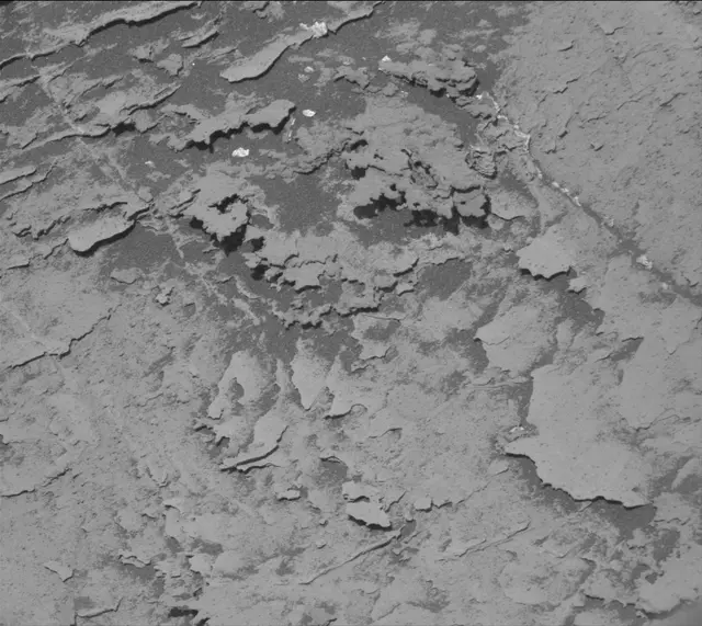 Sol 3083: Mast Camera (Mastcam)