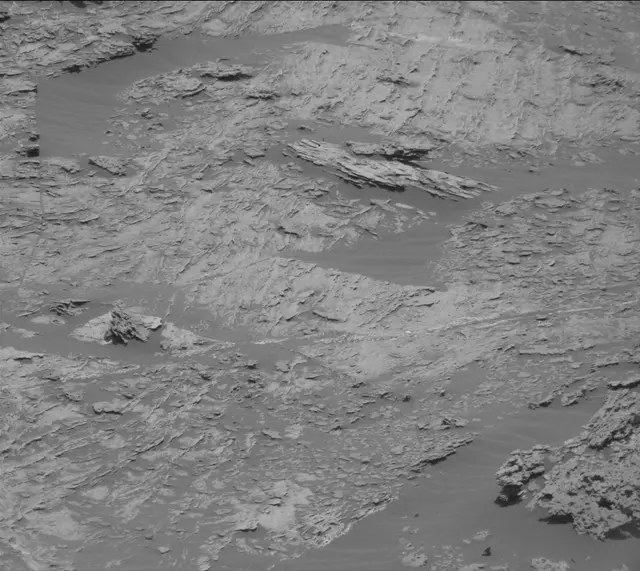 Sol 3083: Mast Camera (Mastcam)