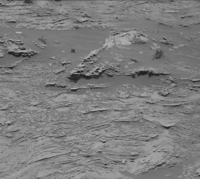 Sol 3083: Mast Camera (Mastcam)