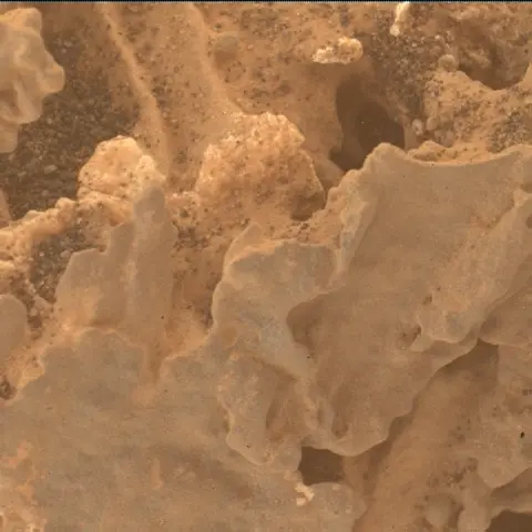 Sol 3083: Mars Hand Lens Imager (MAHLI)