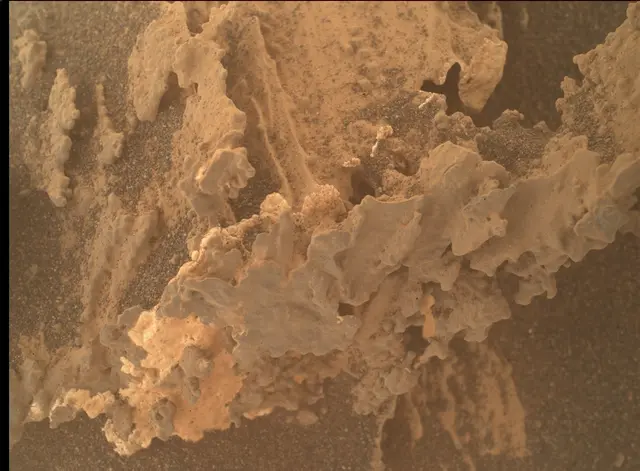 Sol 3083: Mars Hand Lens Imager (MAHLI)