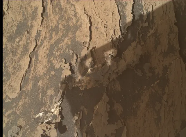 Sol 3083: Mars Hand Lens Imager (MAHLI)