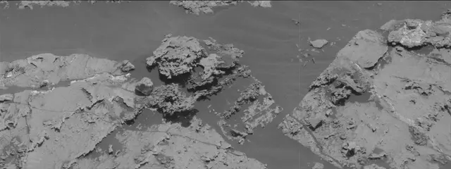 Sol 3085: Mast Camera (Mastcam)