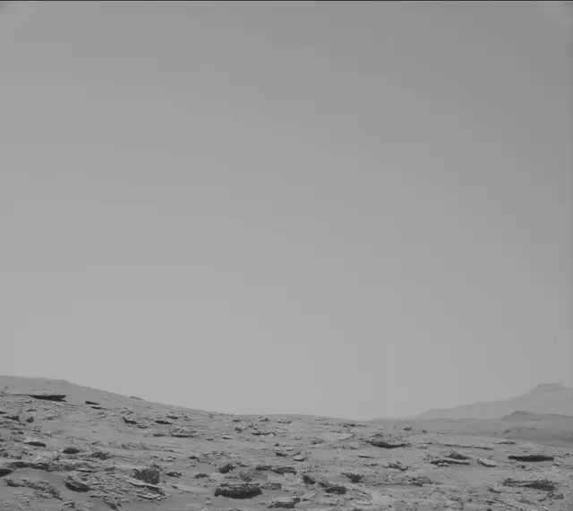 Sol 3085: Mast Camera (Mastcam)