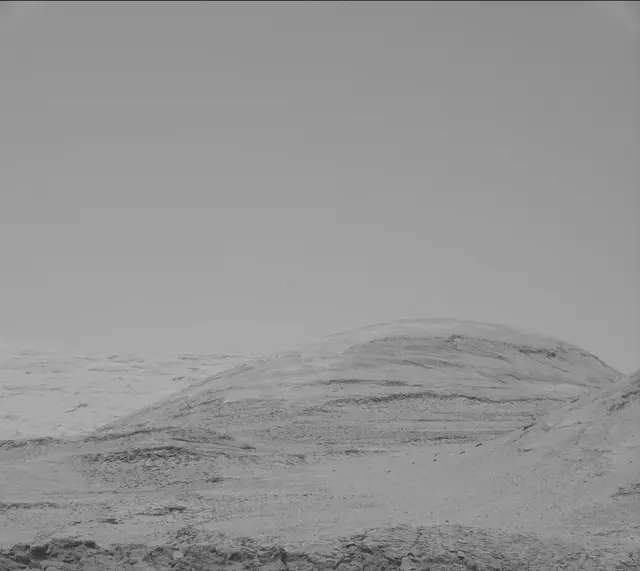 Sol 3085: Mast Camera (Mastcam)