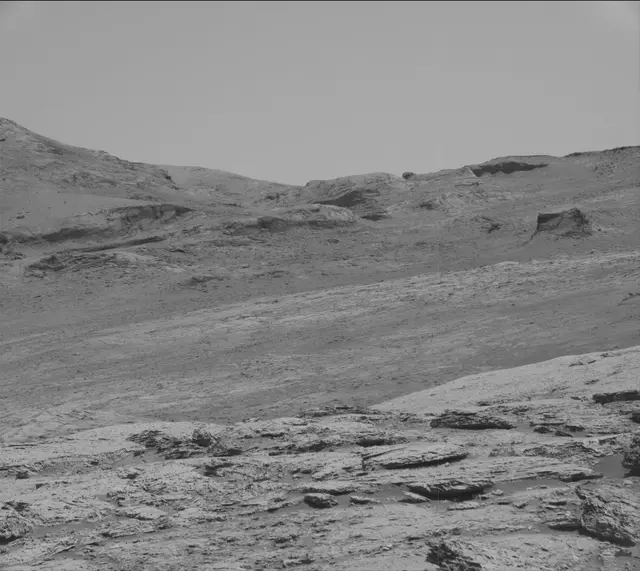 Sol 3085: Mast Camera (Mastcam)