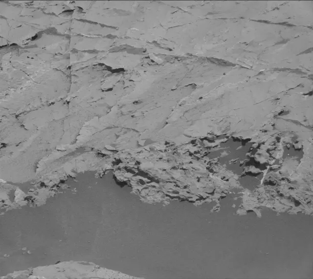 Sol 3085: Mast Camera (Mastcam)